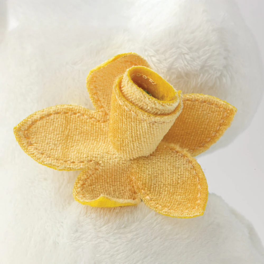 Moomin Standing with Daffodil Soft Toy - Image 4